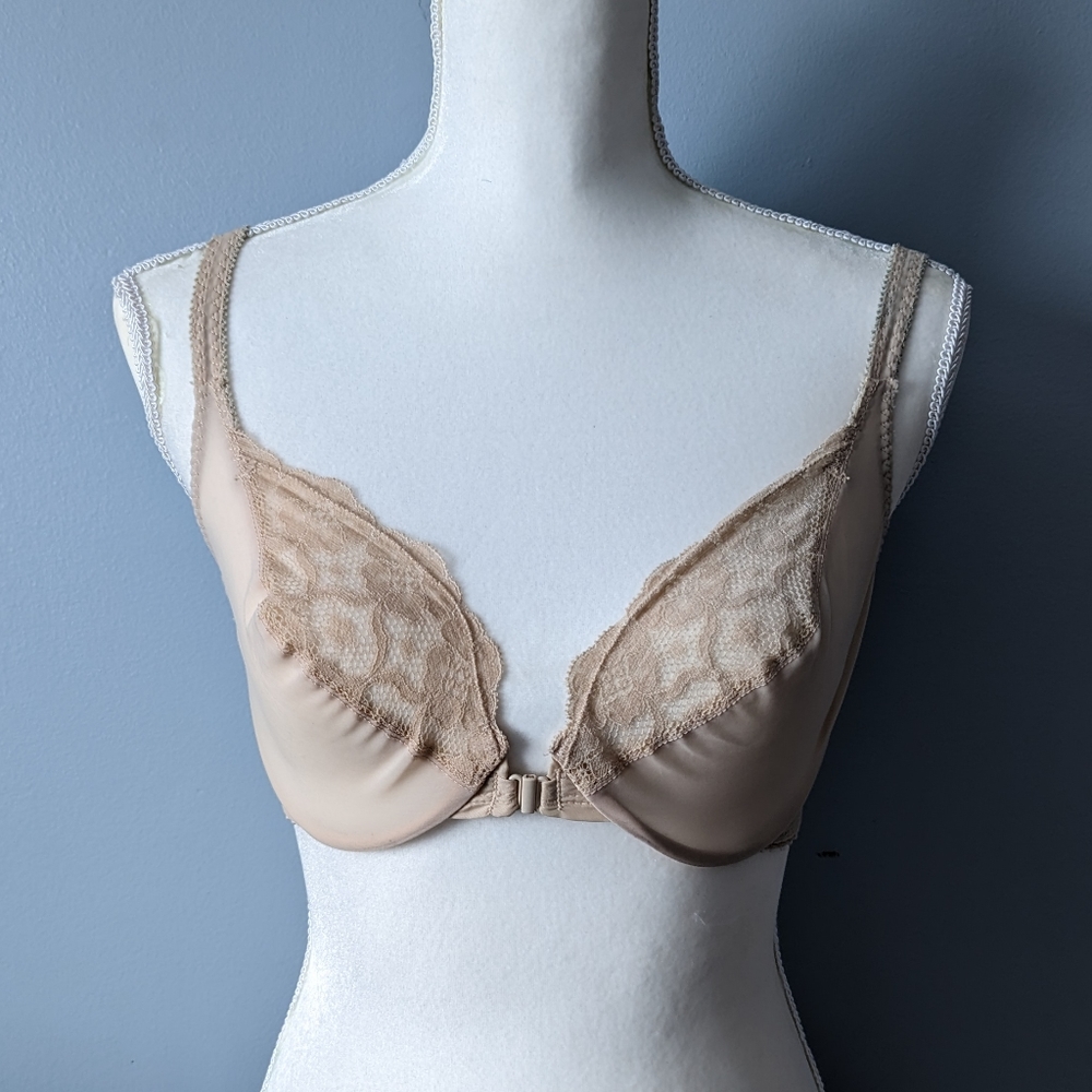 Vintage unlined beige bra